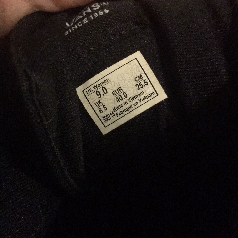 Vans - Picture 4 of 4